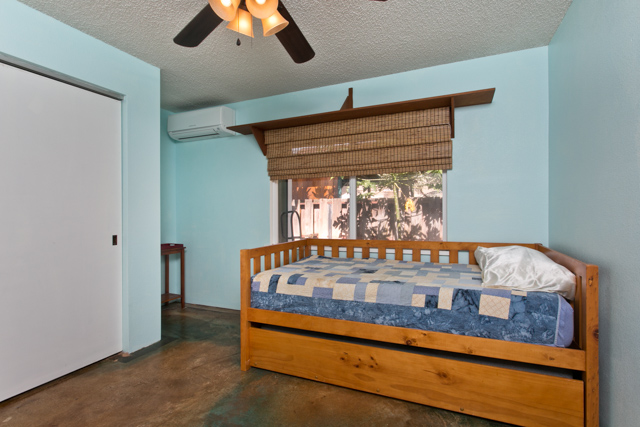 Waialua Beach Road Bedroom #2