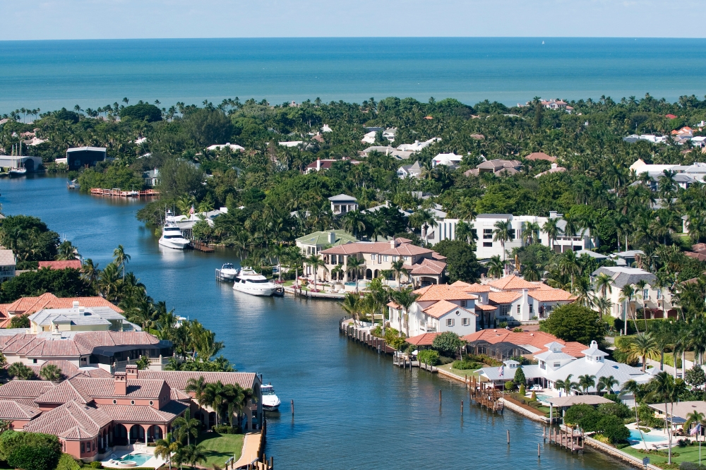 Buying Waterfront Homes