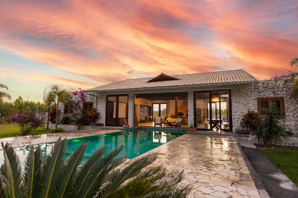 Norfolk's Most Stunning Waterfront Homes