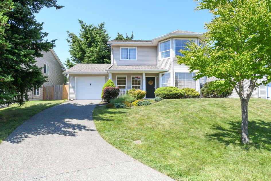 1296-beckton-dr-comox-bc-family-home-SOLD-brcye-hansen-team