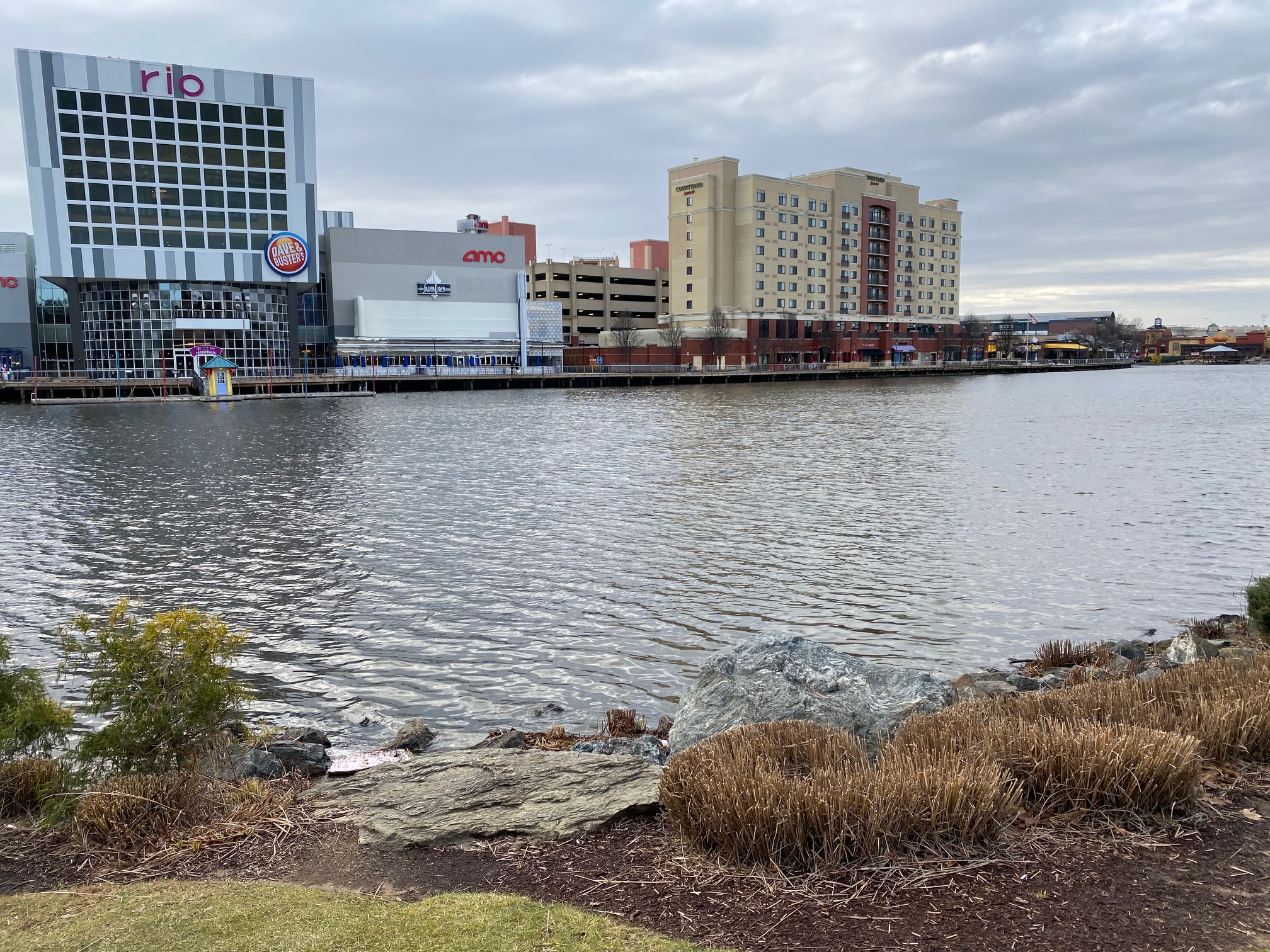 Willowcrest Real Estate