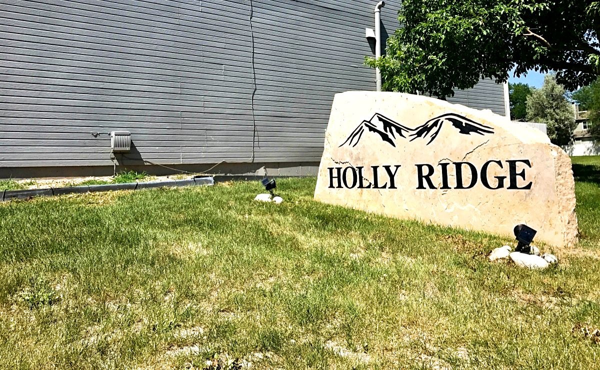 Best Houses & Real Estate For Sale in Holly Ridge, Thornton CO