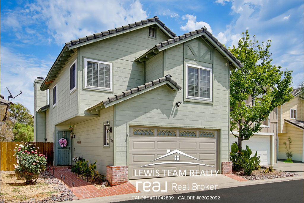 El Cajon Home for Sale in Singing Hills