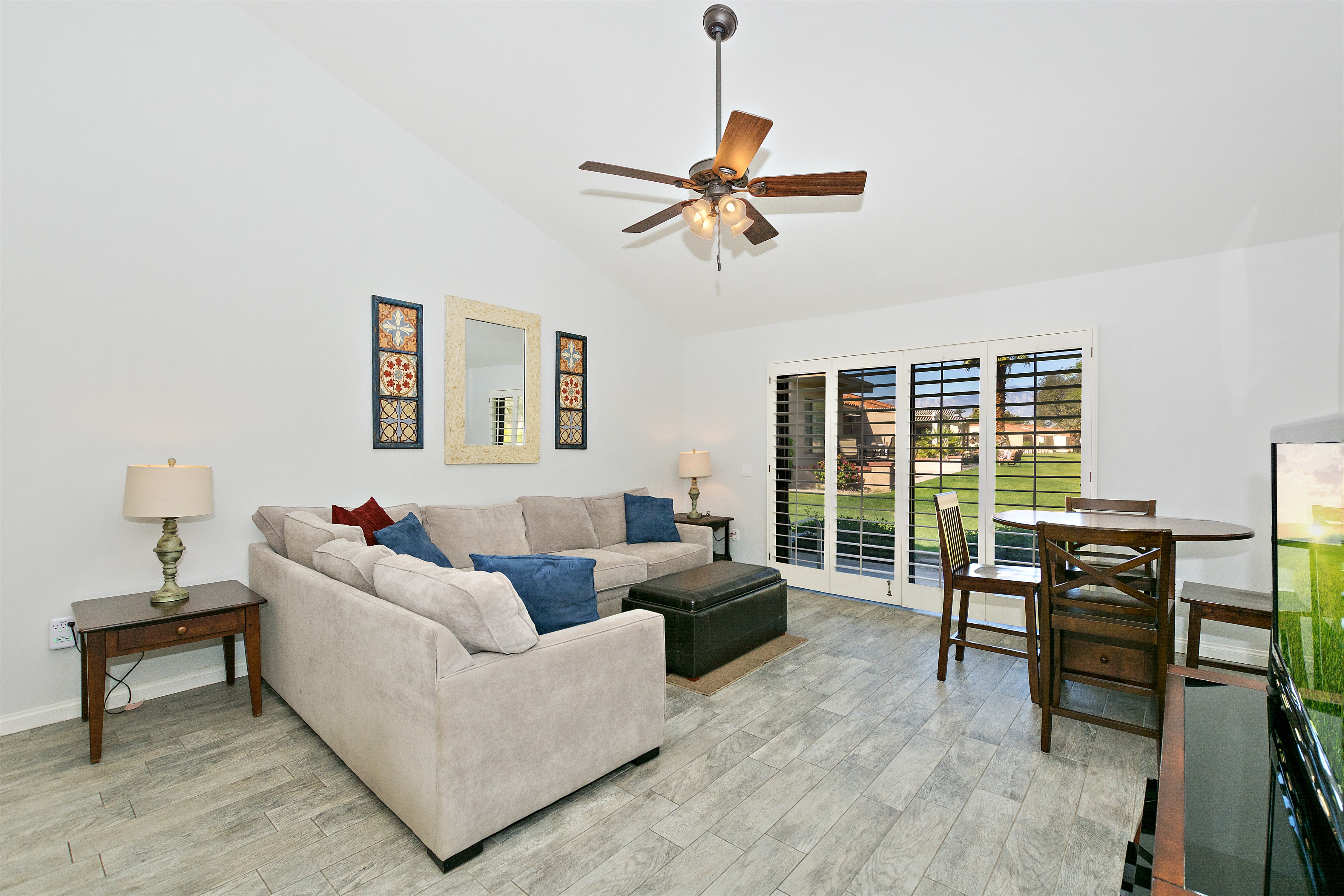 New Listing Remodeled Palm Desert Golf Course Resort Condo