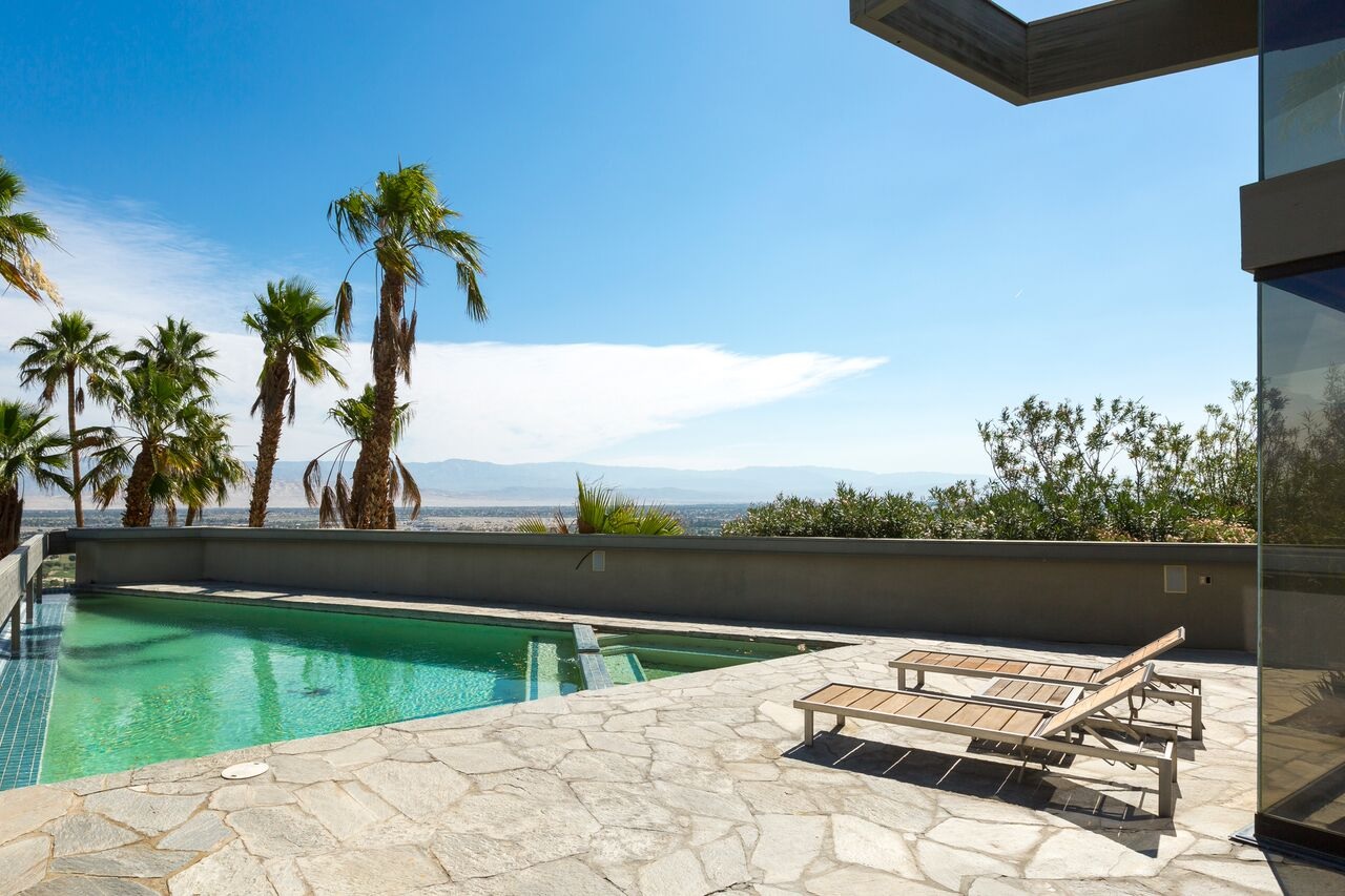 Boat House in Palm Springs Ready to Set Sail With a New Owner