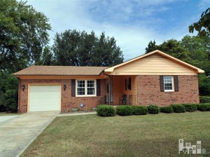 4913 Richardson Dr Wilmington, NC 28405