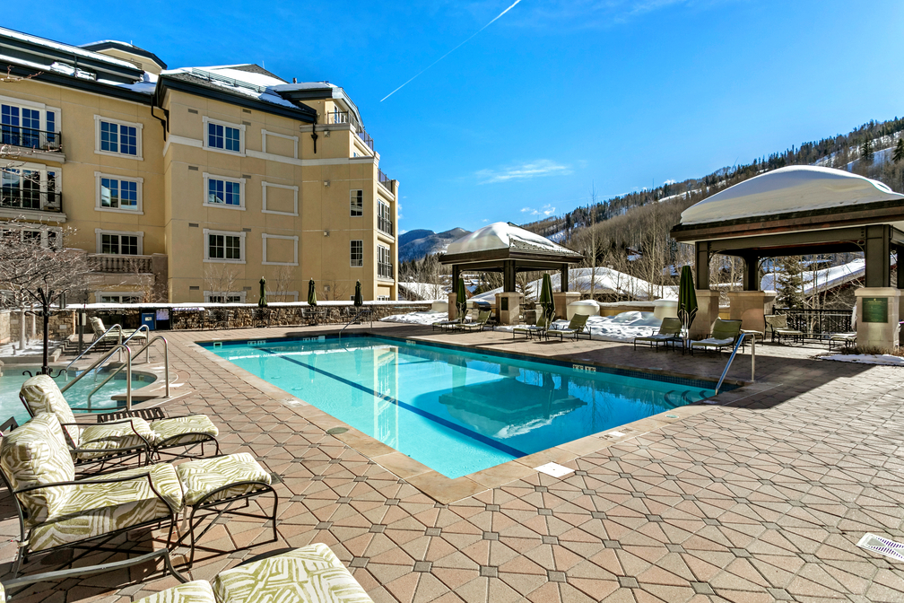 Ritz-Carlton7
