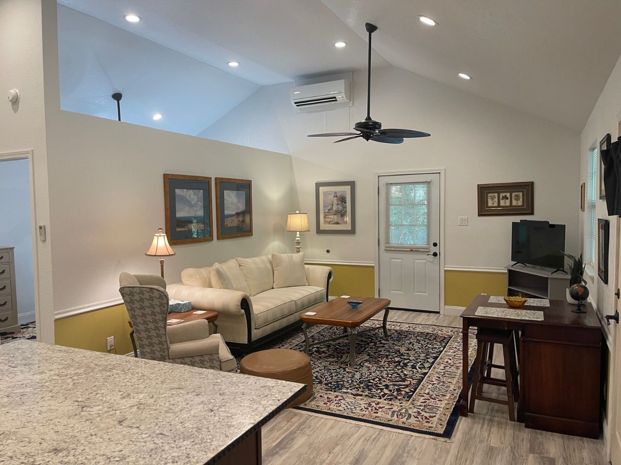 Secluded East Hill Bungalow For Rent