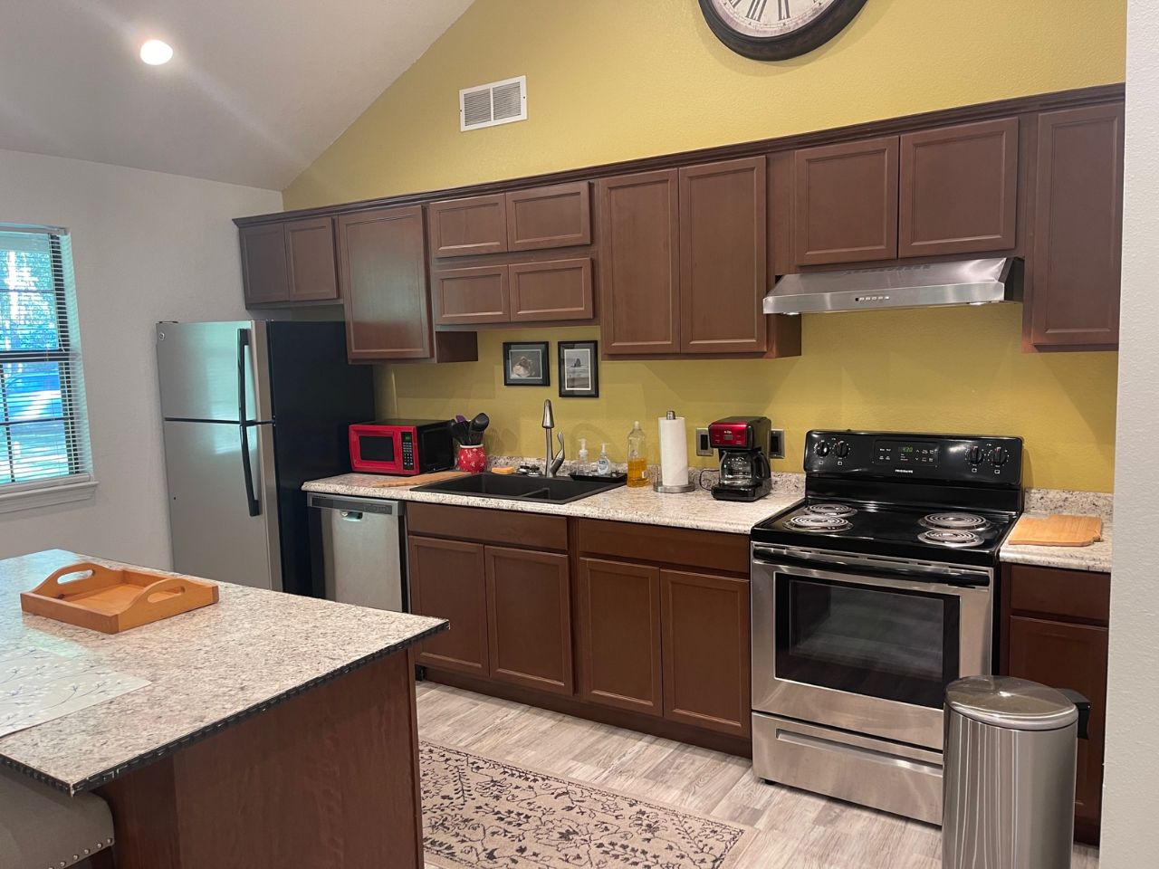 Secluded East Hill Bungalow For Rent