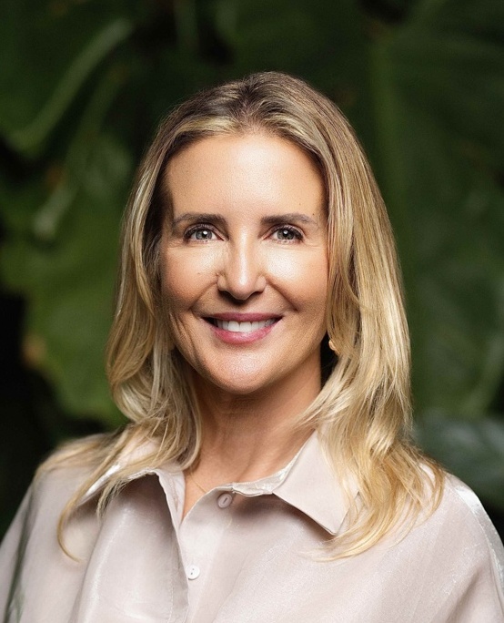 Elizabeth Costa, Top Real Estate Agent in Doral and Miami