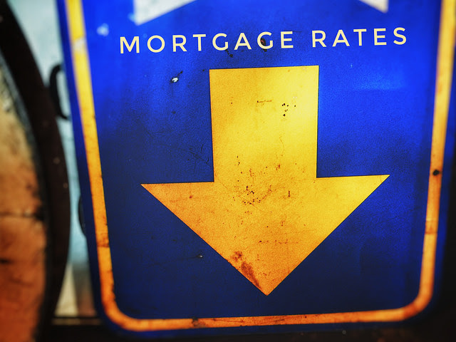 Mortgage Rates Fall But Demand Stays Flat