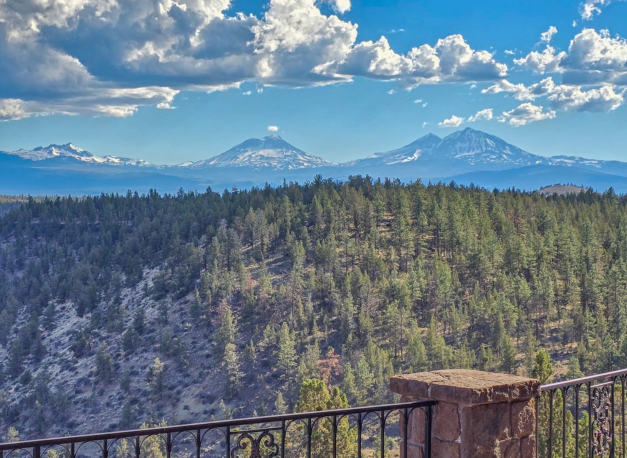 Central Oregon Luxury Market Report for April 17, 2026
