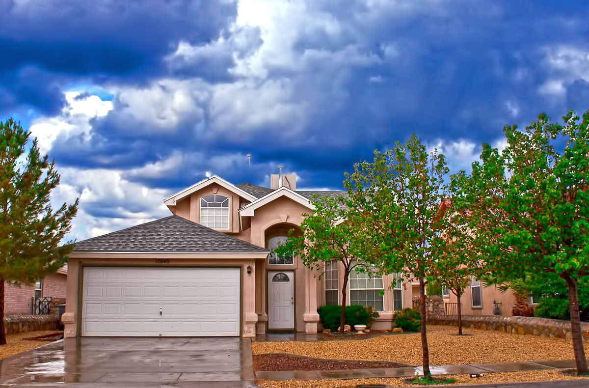 El Paso home during rainy weather