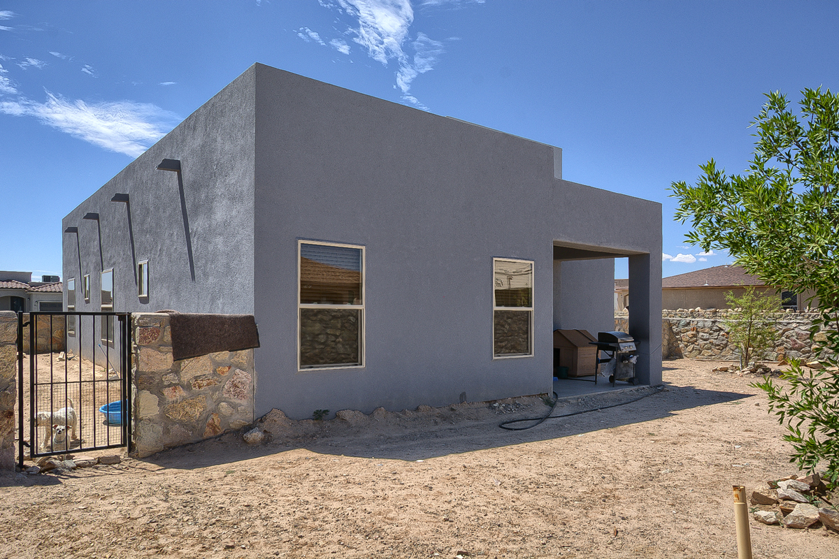 Santa Teresa Homes for sale 168 Red Legs Ct, Santa Teresa, NM 88008