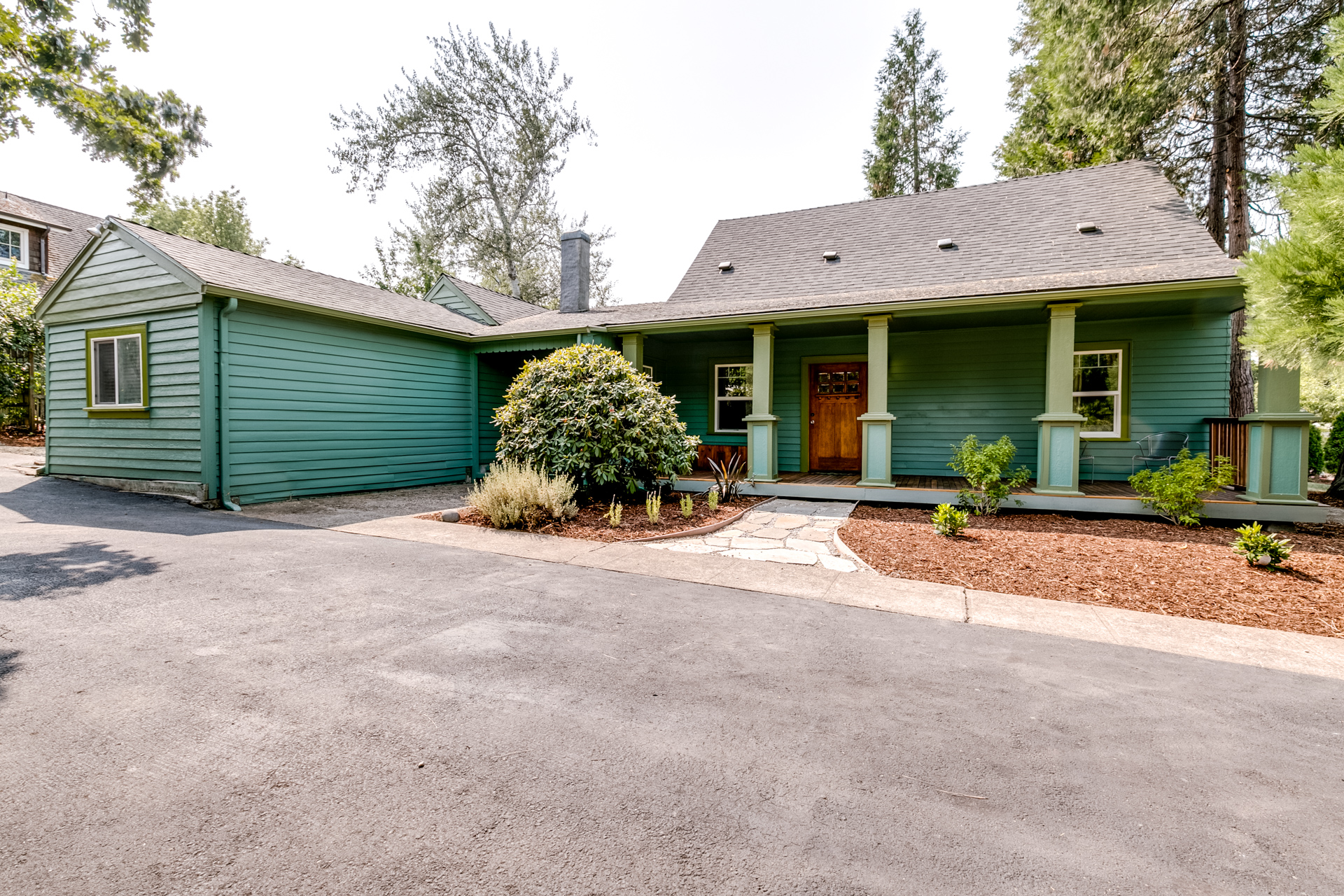 1000 W 28th Ave Eugene OR 97405