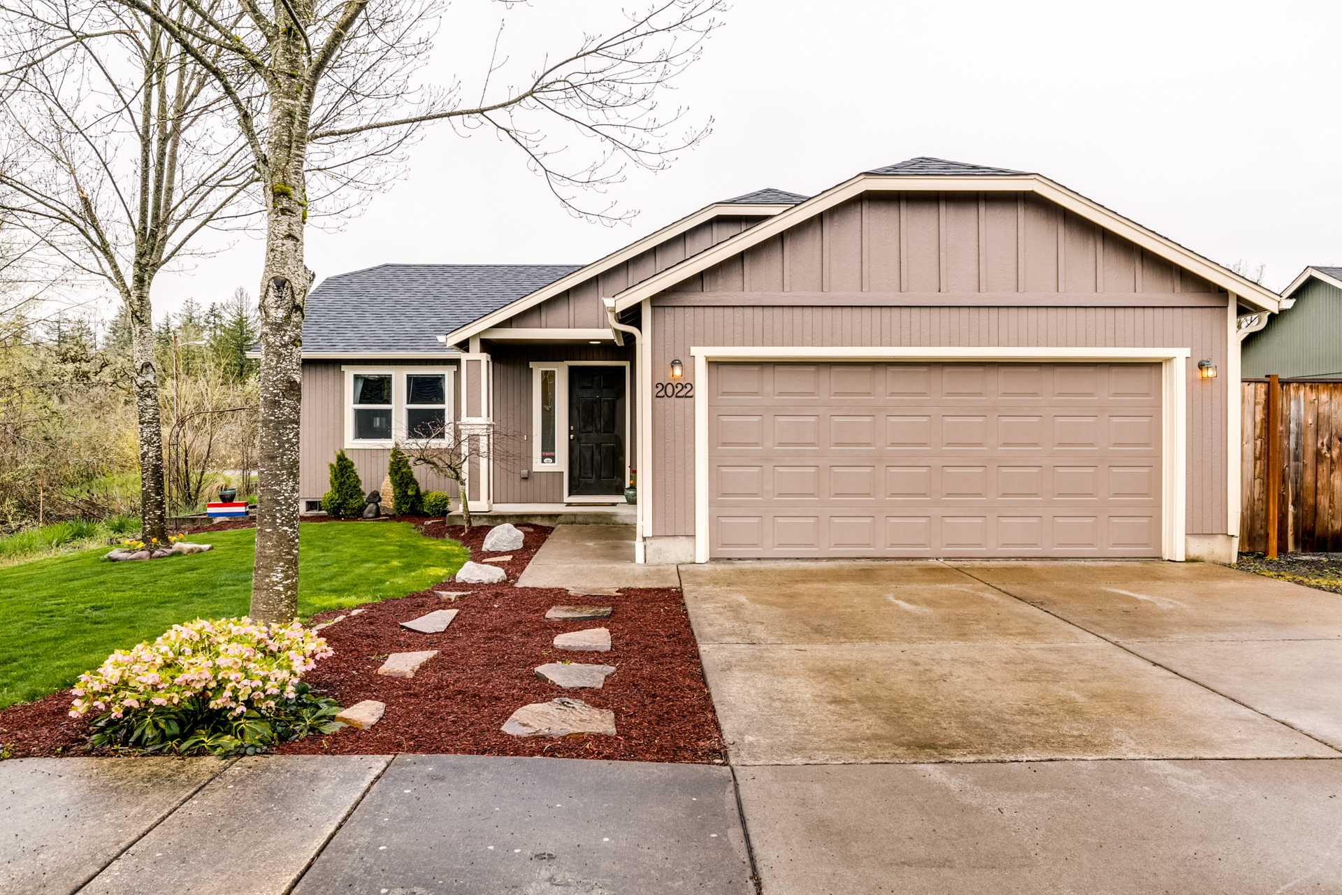 Beautiful 3 Beds S 57th St Home for Sale in Springfield!