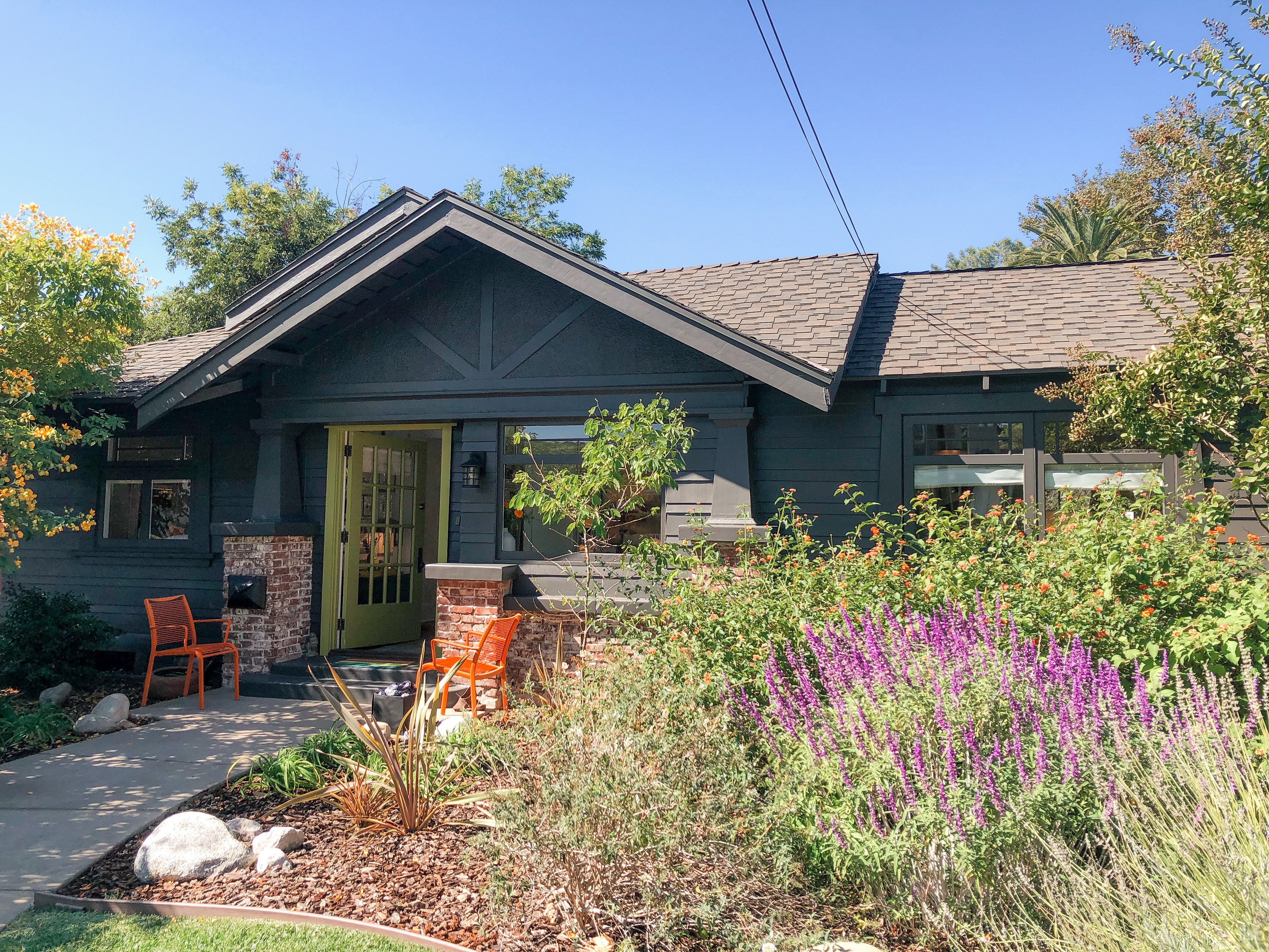 South Pasadena Craftsman home adjacent to Garfield Park