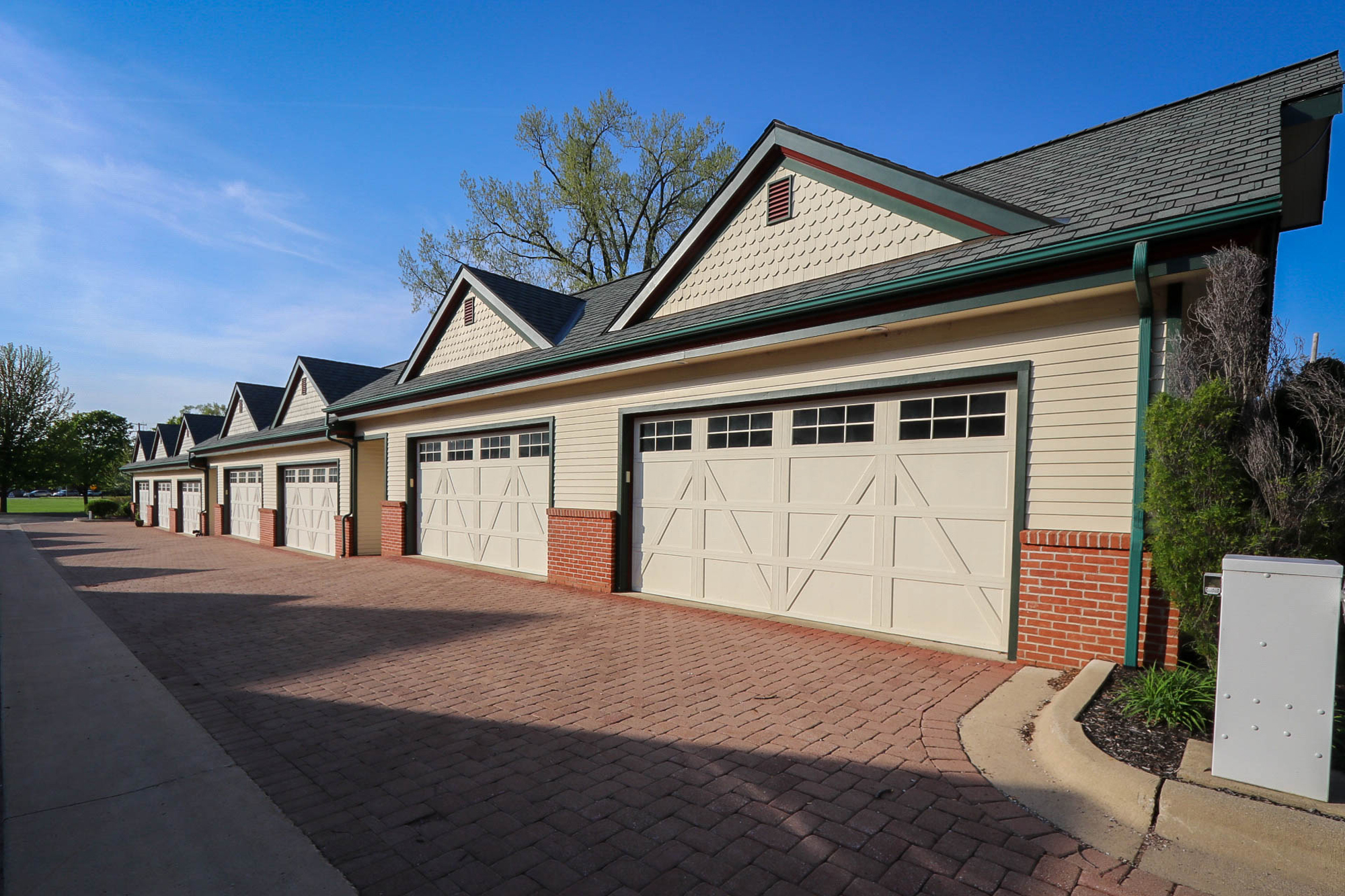 Just Listed 2 Bedroom, 2 Bath Condo in Winona Lake Hotel Condominium