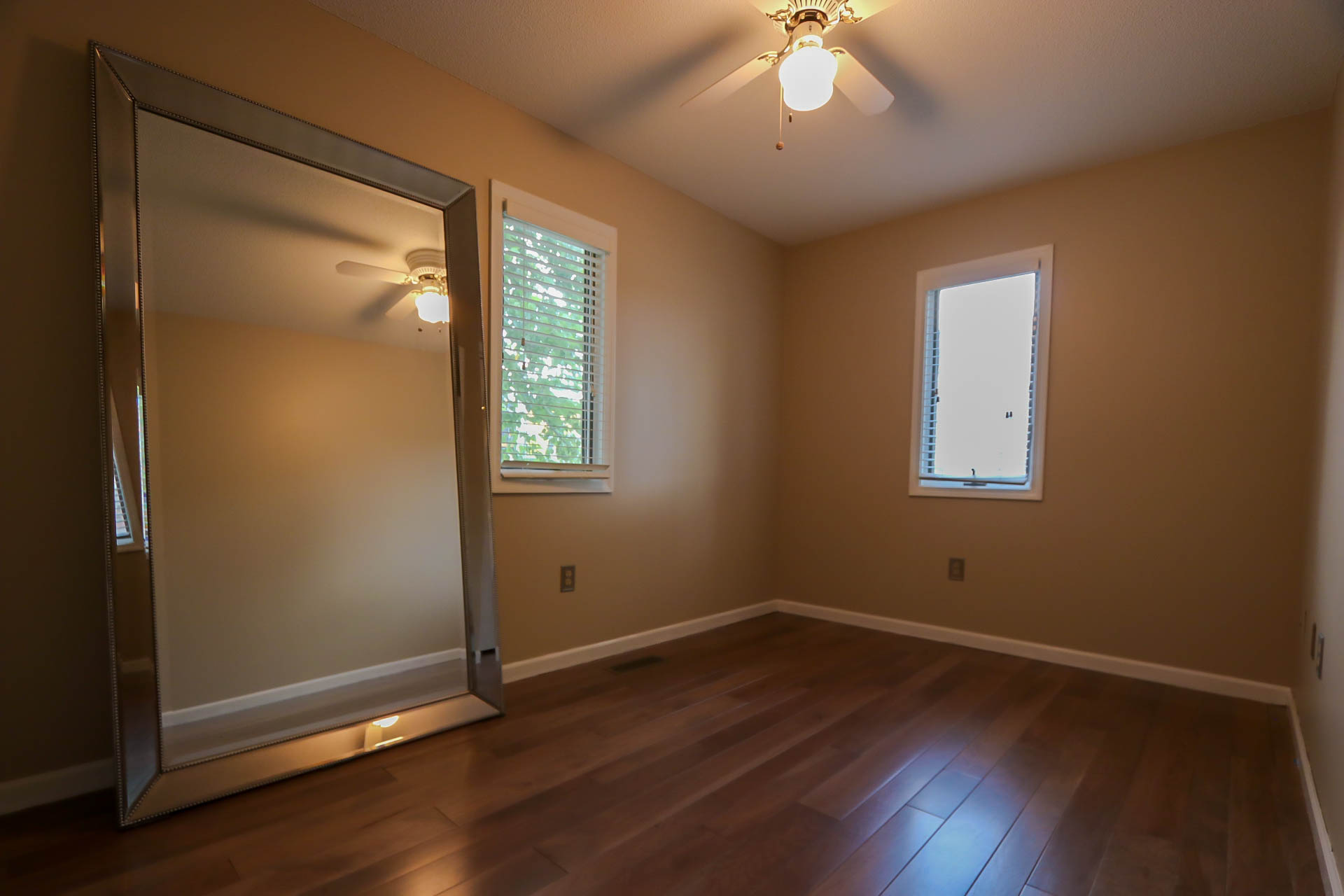 Just Listed! 2 bed 1 bath condo on Winona Lake