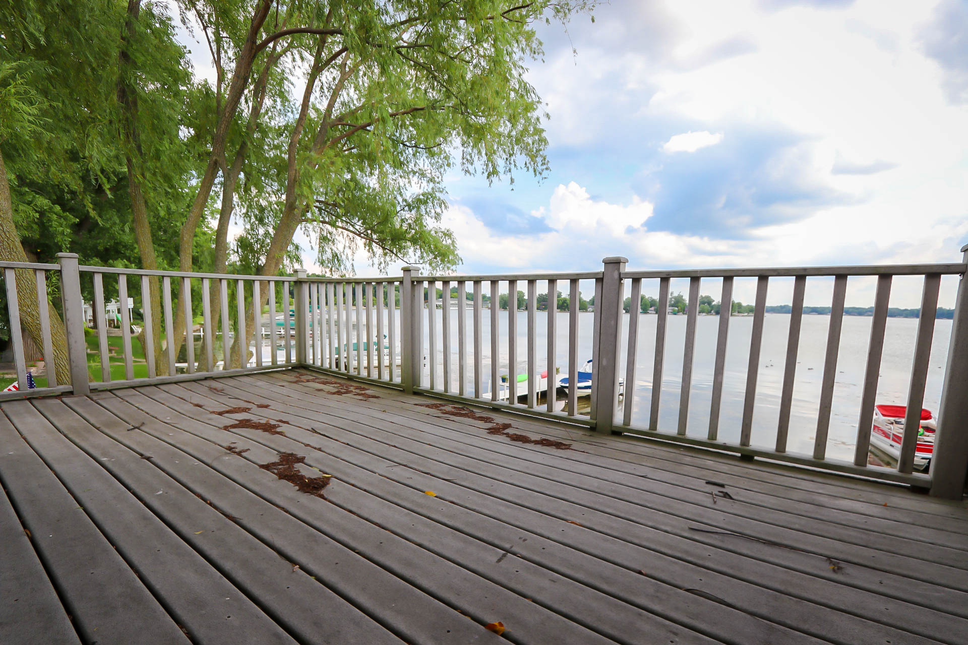 Just Listed! 2 bed 1 bath condo on Winona Lake