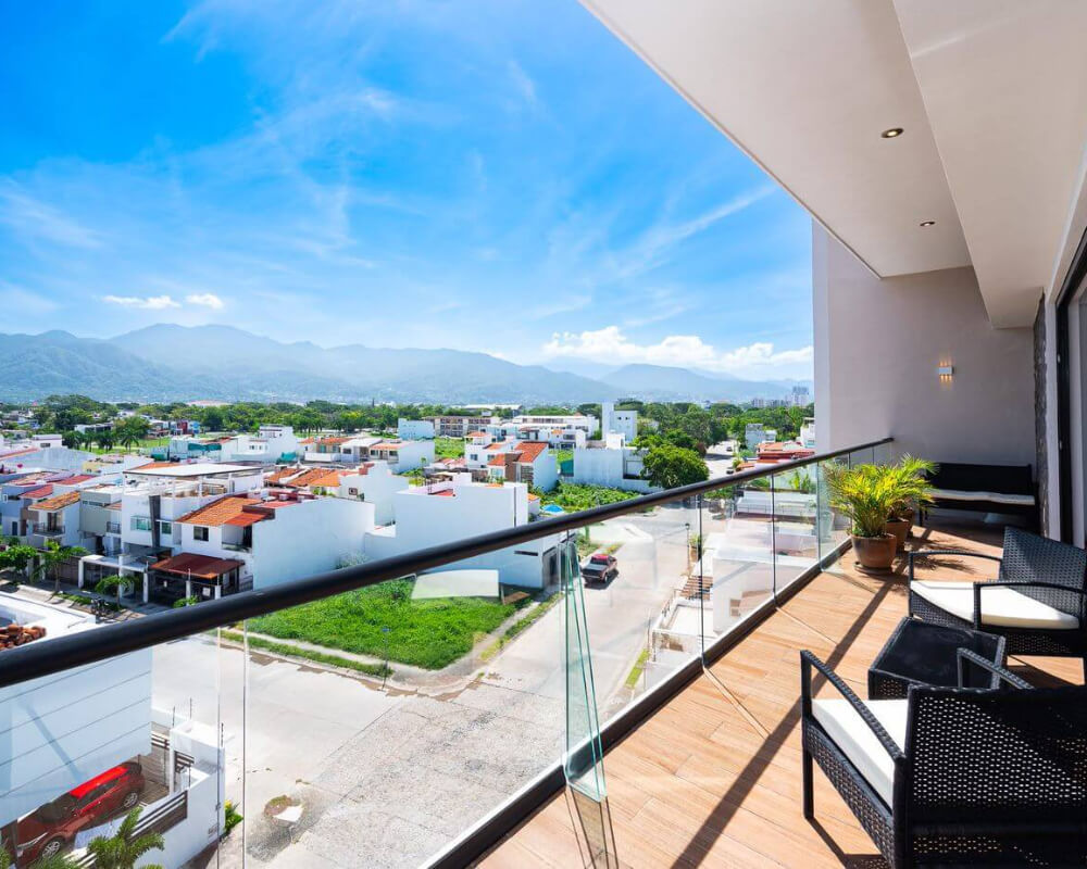 Francisco Villa East Real Estate