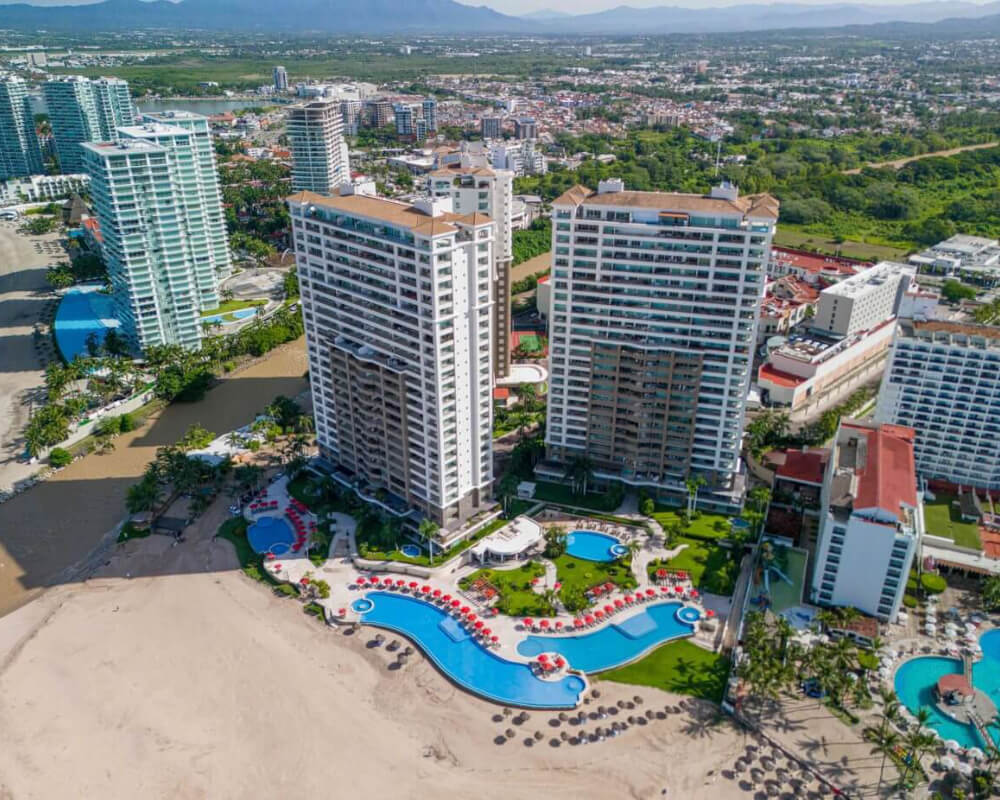 Hotel Zone Real Estate