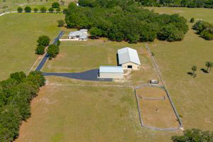 Horse Barn Property in Florida