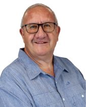 Simon Ambrose Realtor headshot