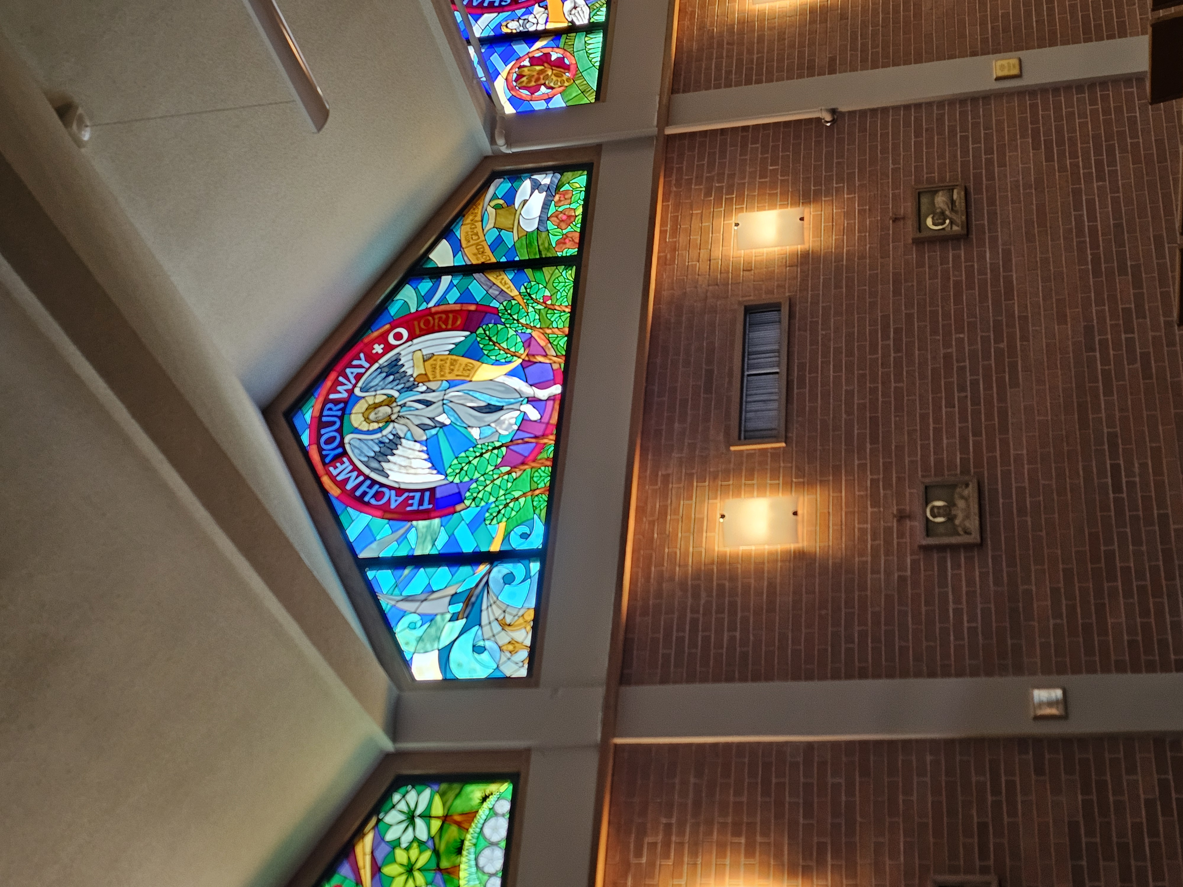 Riverview Fargo ND Rochelle Roesler Century 21 Front of Chapel