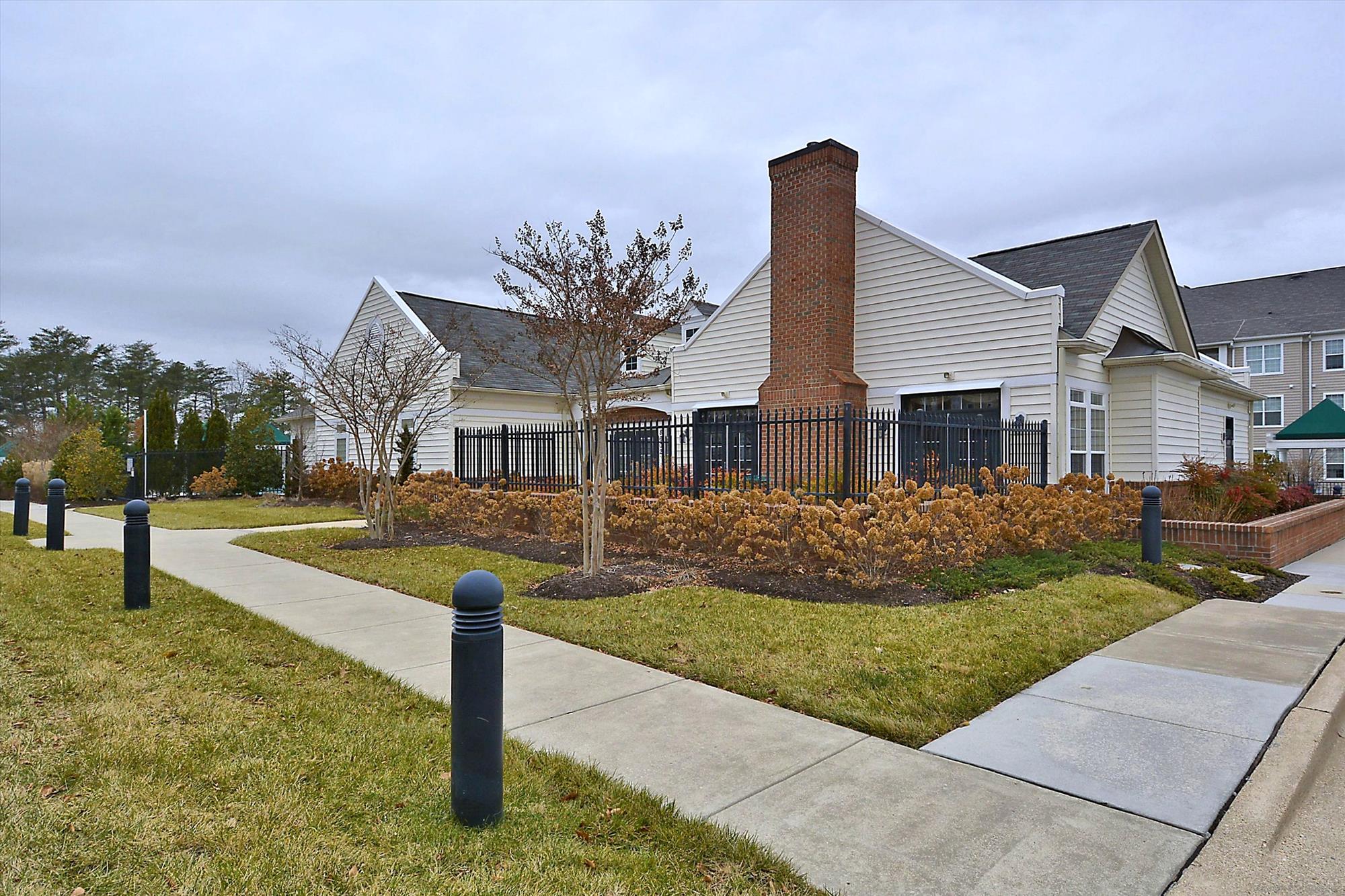 Amenities at Cedar Ridge at Piney Orchard