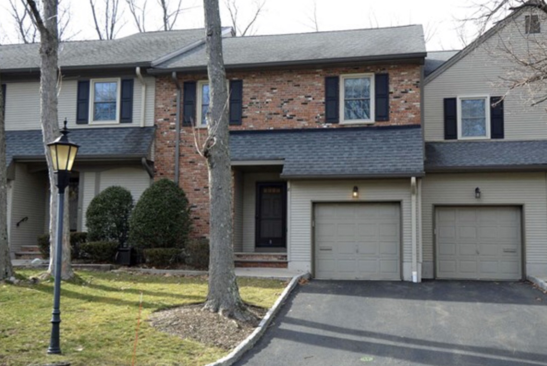 Allison Village Allendale NJ Condos and Townhouses