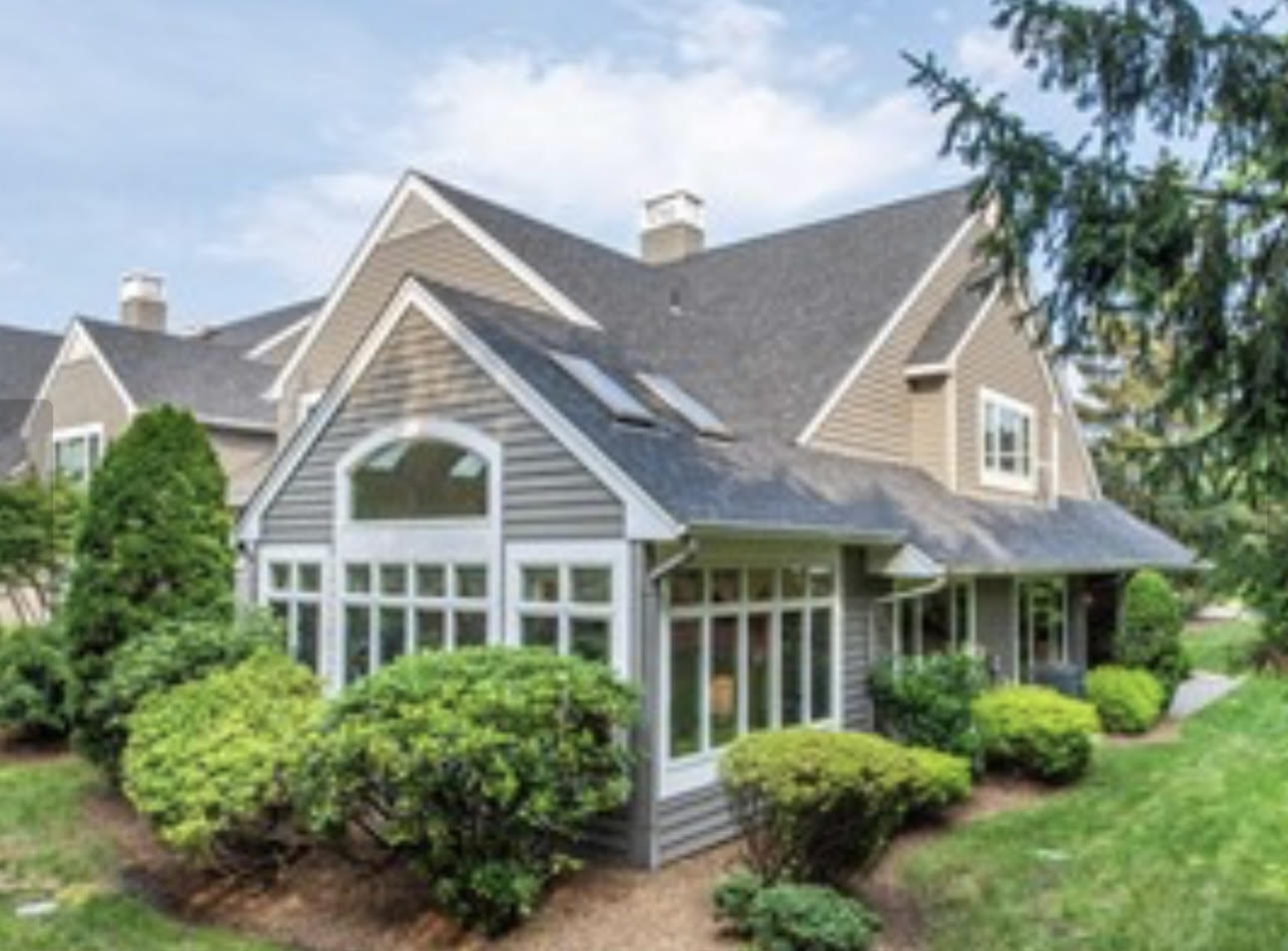 Cedar Hills Wyckoff NJ Condos and Townhomes