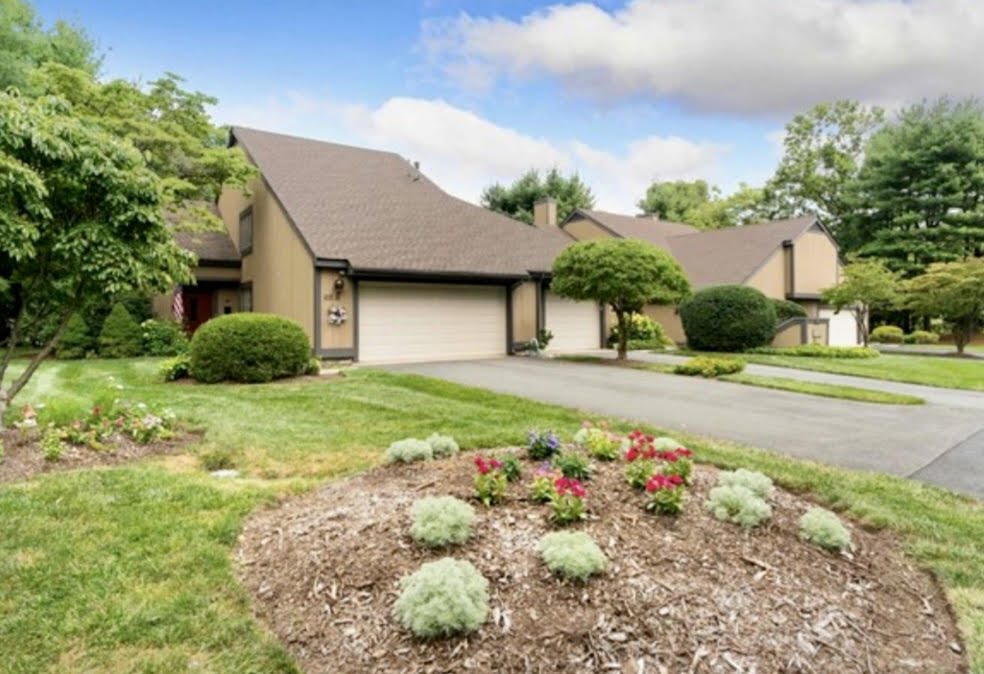 Spring Meadow Wyckoff NJ Condos and Townhomes