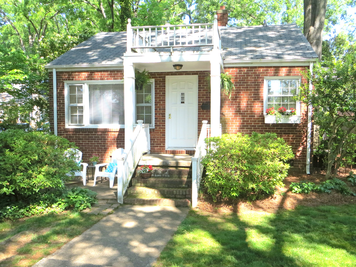 2132 Charlotte Dr duplex
