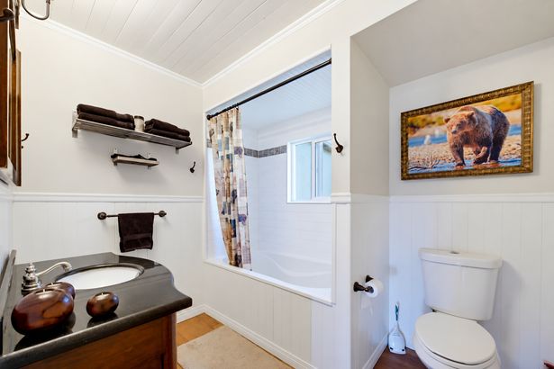 Bedrooms and bathroom