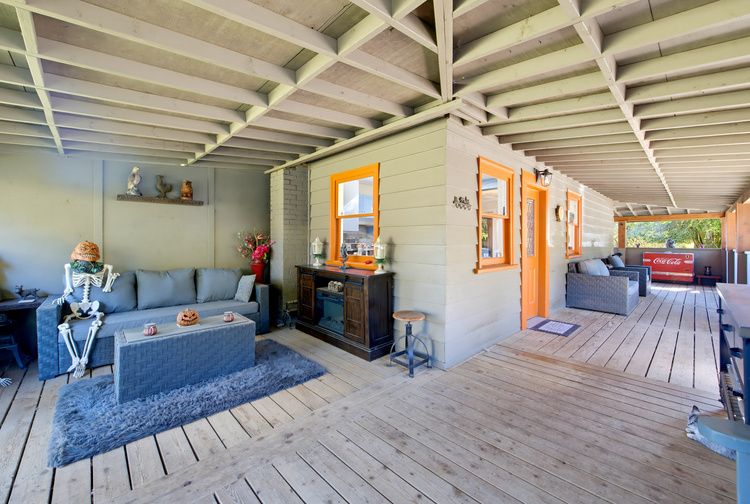 Covered wraparound deck
