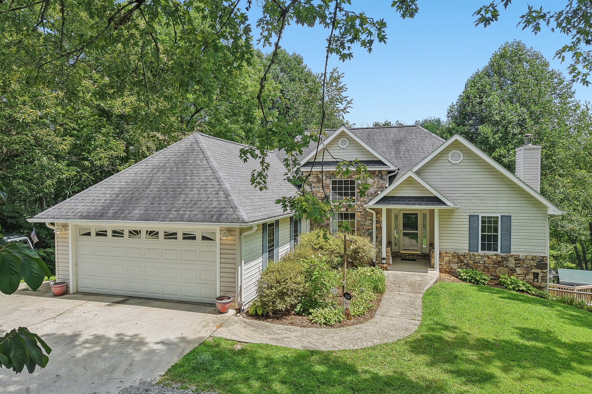 Front exterior of 1414 Kanuga Road Hendersonville NC