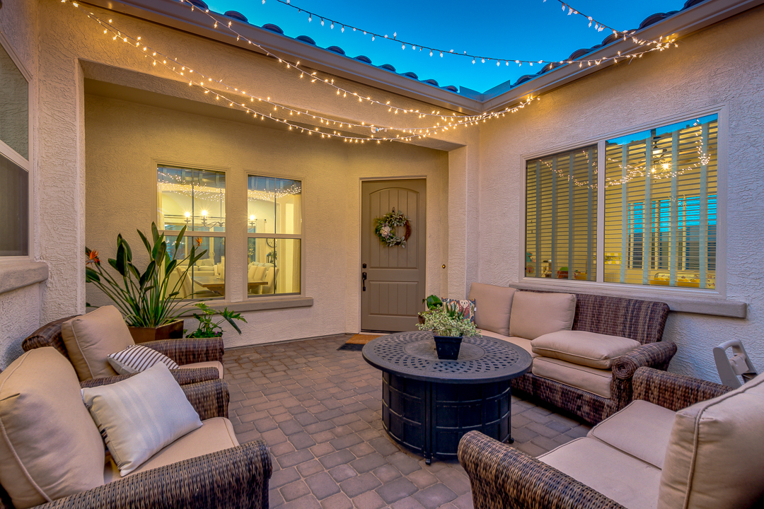 7606 S. Barlow Dr. Gilbert AZ 85298 Adora Trails