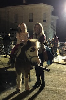 Dickens on Main Pony Ride in Boerne