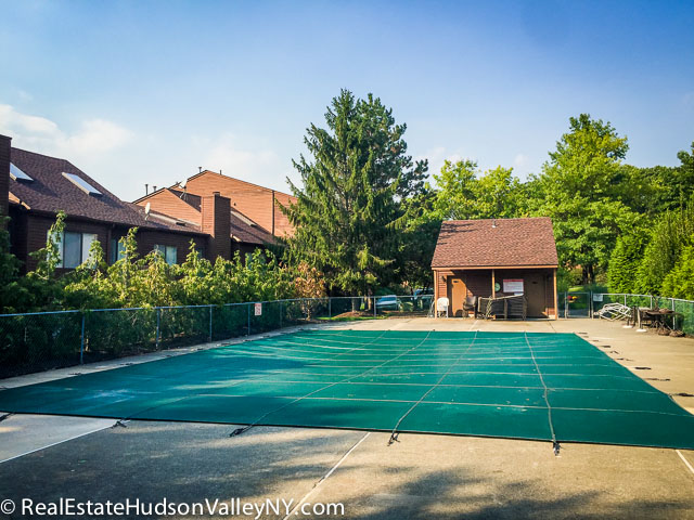 Knolls East Homes for Sale Nanuet