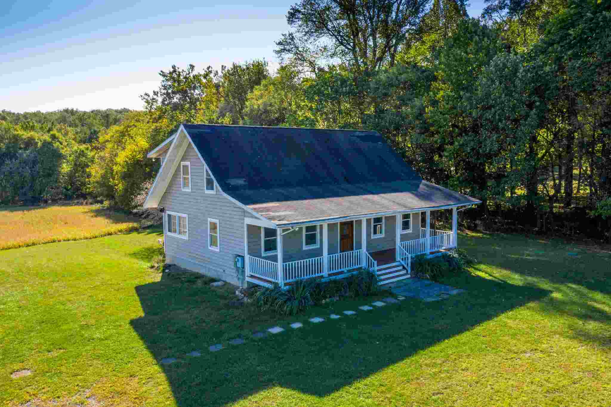 Coming Soon - ADORABLE COUNTRY HOME
