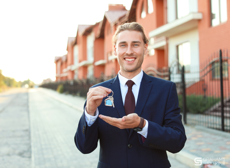 Can You Be a Real Estate Agent and Appraiser?