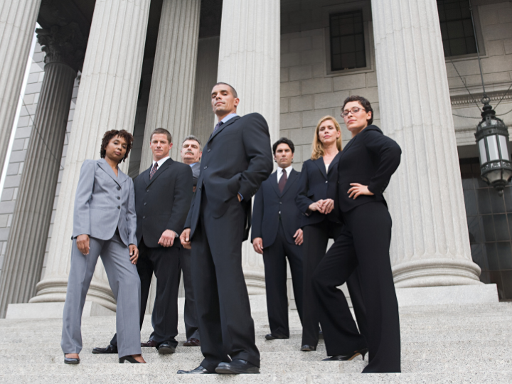 Can a Real Estate Agent Work For Multiple Brokers?