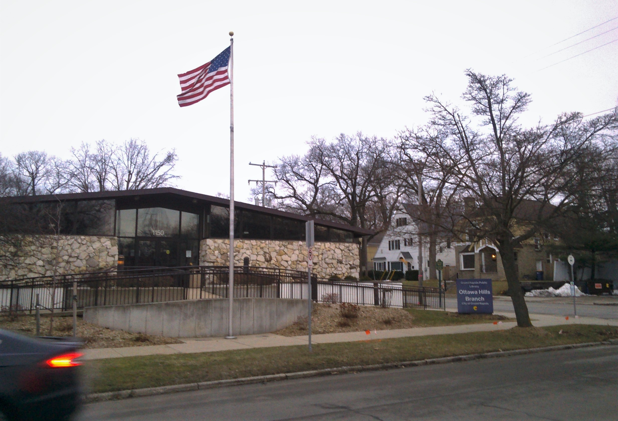 Ottawa Hills Branch Library near Southeast End