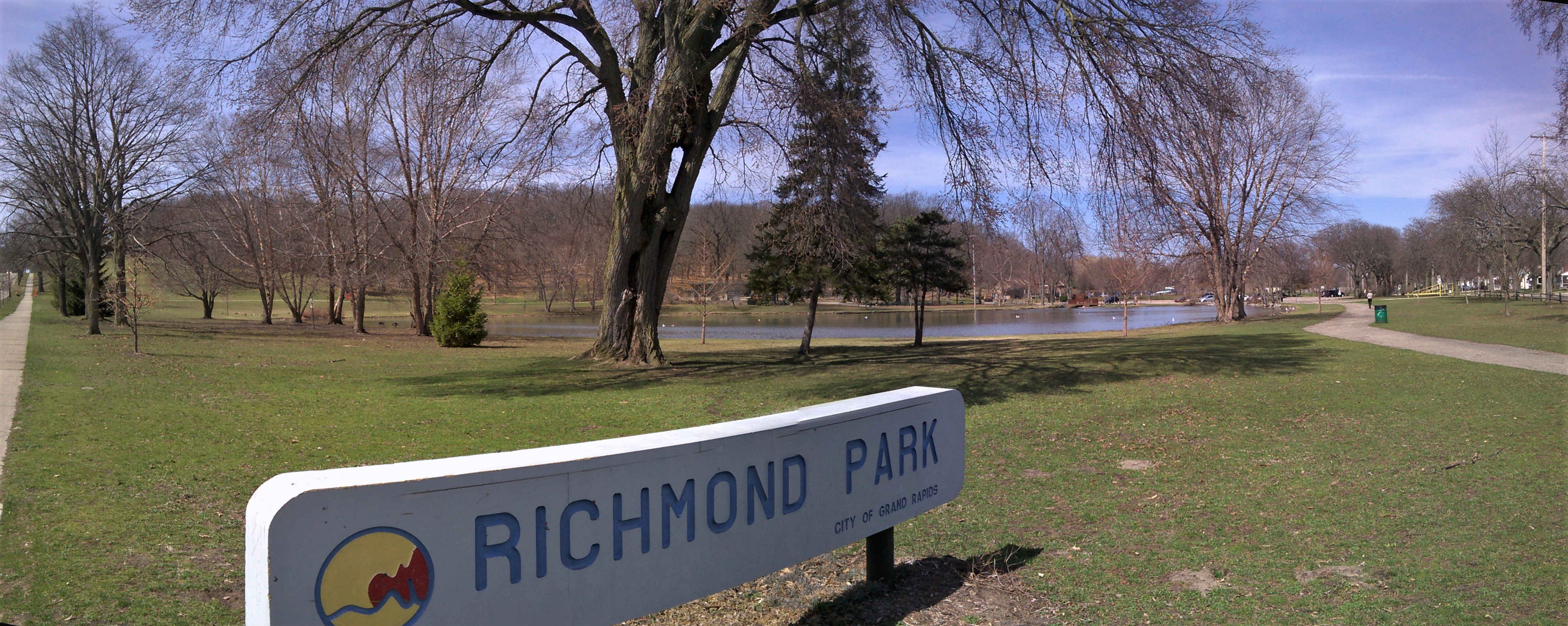 Richmond Park in nearby West Grand