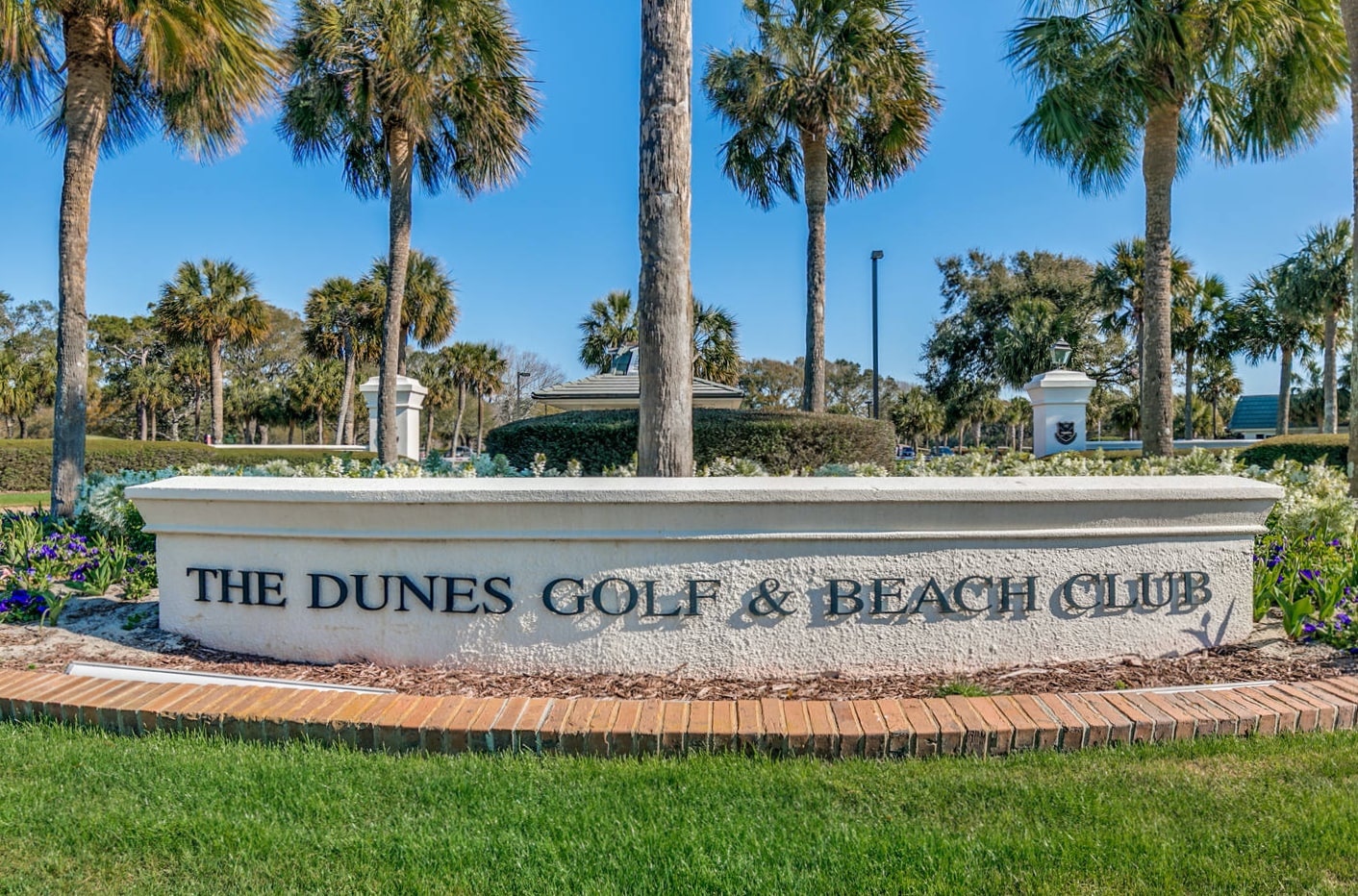 divi village reviews