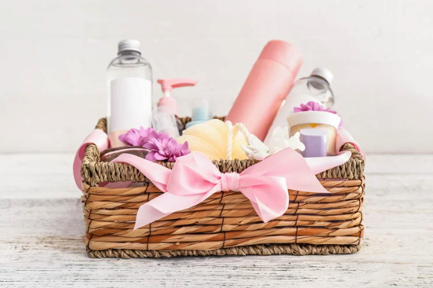 Wow Your Guests With A Gift Basket