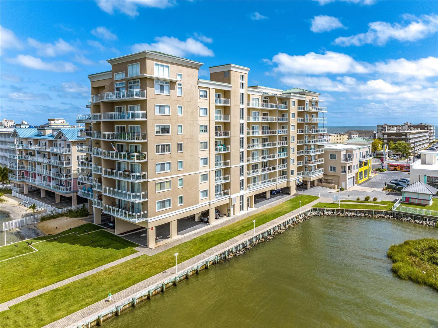 Bella Vista bayfront condo building exterior view, Ocean City, MD