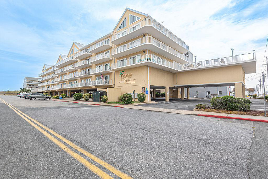 Island Cabana ocean block condo building exterior view, Ocean City, MD