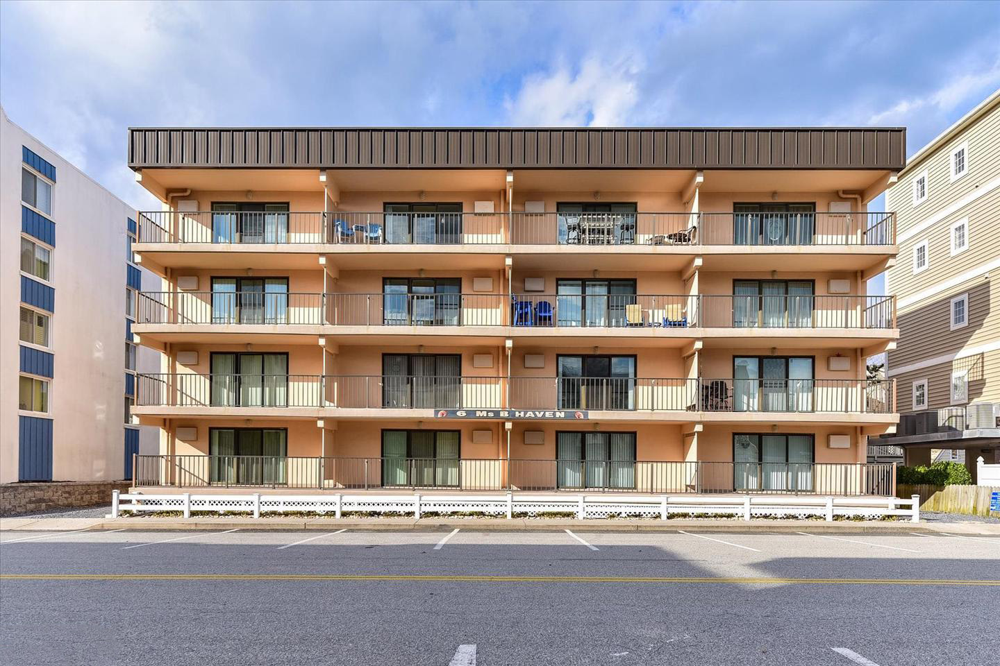 Ms B Haven ocean block condo building exterior view, Ocean City, MD
